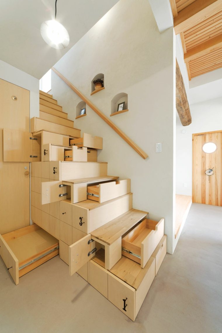 escalier moderne interieur bois