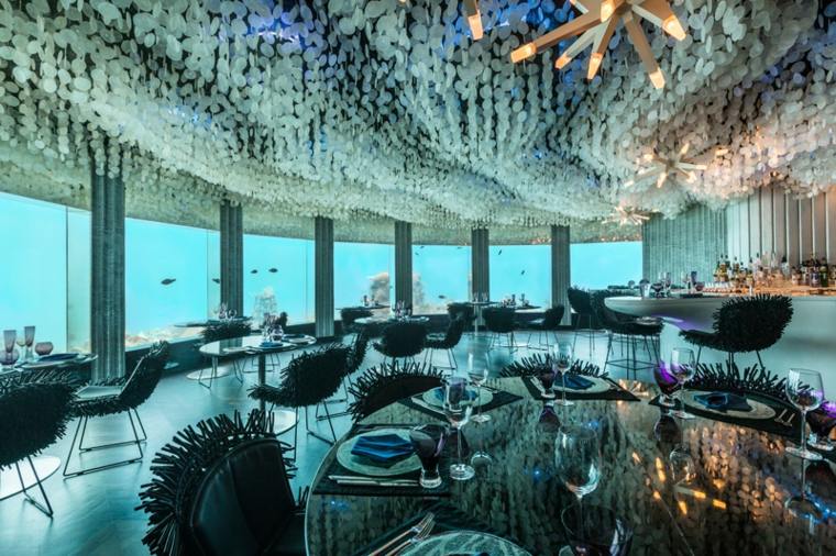 intérieur contemporain faux plafond design moderne idée restaurant maldives subsix designer poole associates