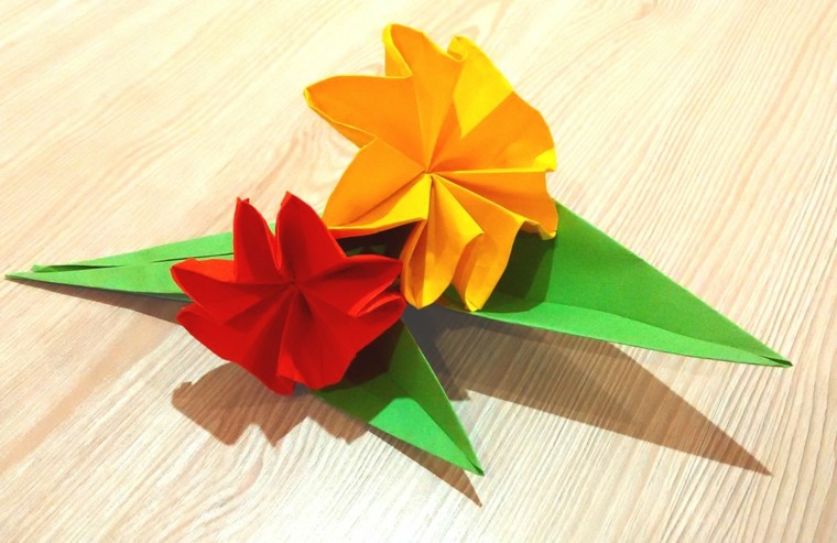 origami déco Noël fleurs interessantes