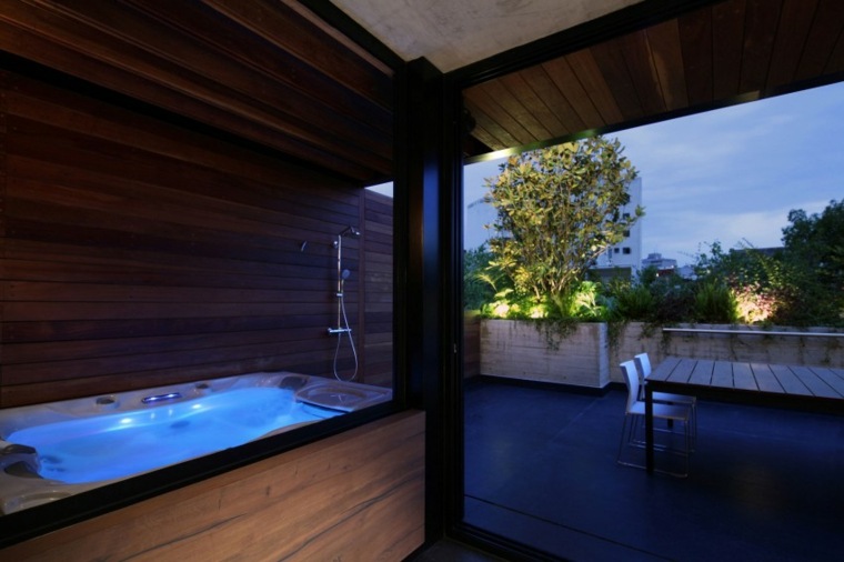 salle de bain design moderne déco idée aménagement intérieur contemporain moderne douche extérieure 
