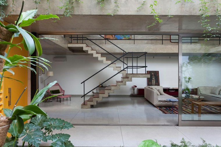 intérieur maison contemporaine design moderne aménagement intérieur escalier design sao paulo brésil cr2 arquitetura