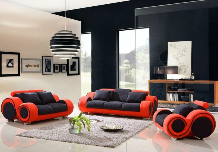 fauteuil noir orange tapis de sol blanc design luminaire suspension décoration mur cadres