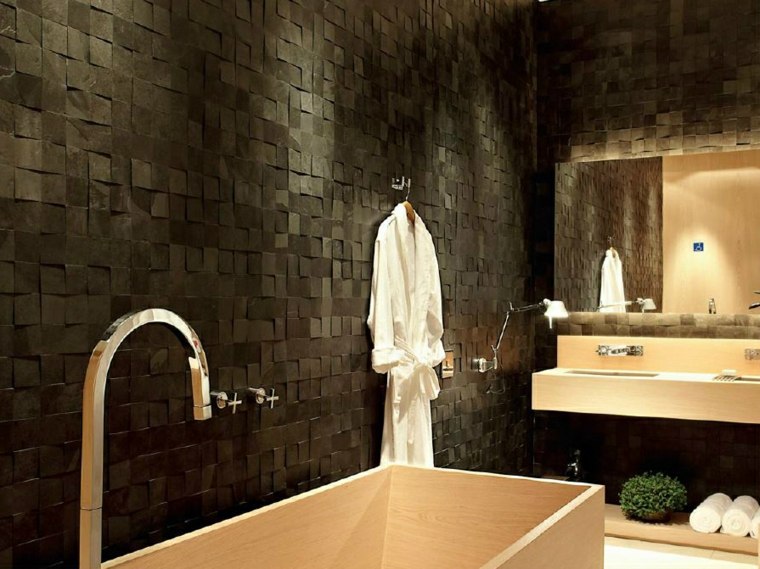 decoration tendance salle de bain carreaux noirs