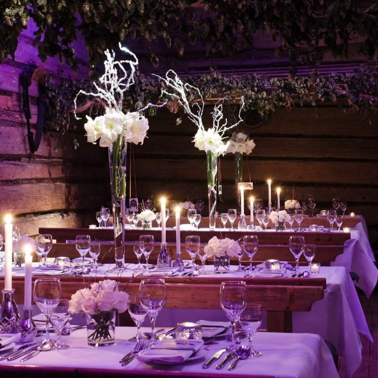 décoration table mariage violet blanc