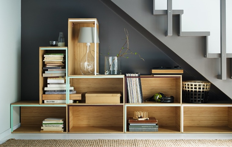 idée rangement espace sous escalier mobilier bois rangement idée déco