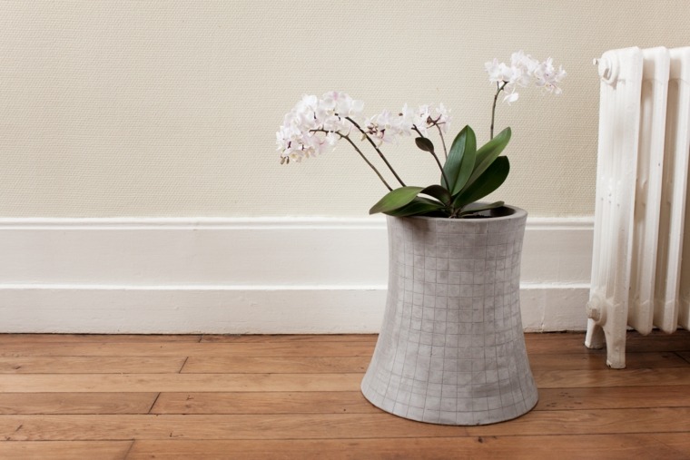 vase gris design gris moderne idée intérieur décoration jardinière