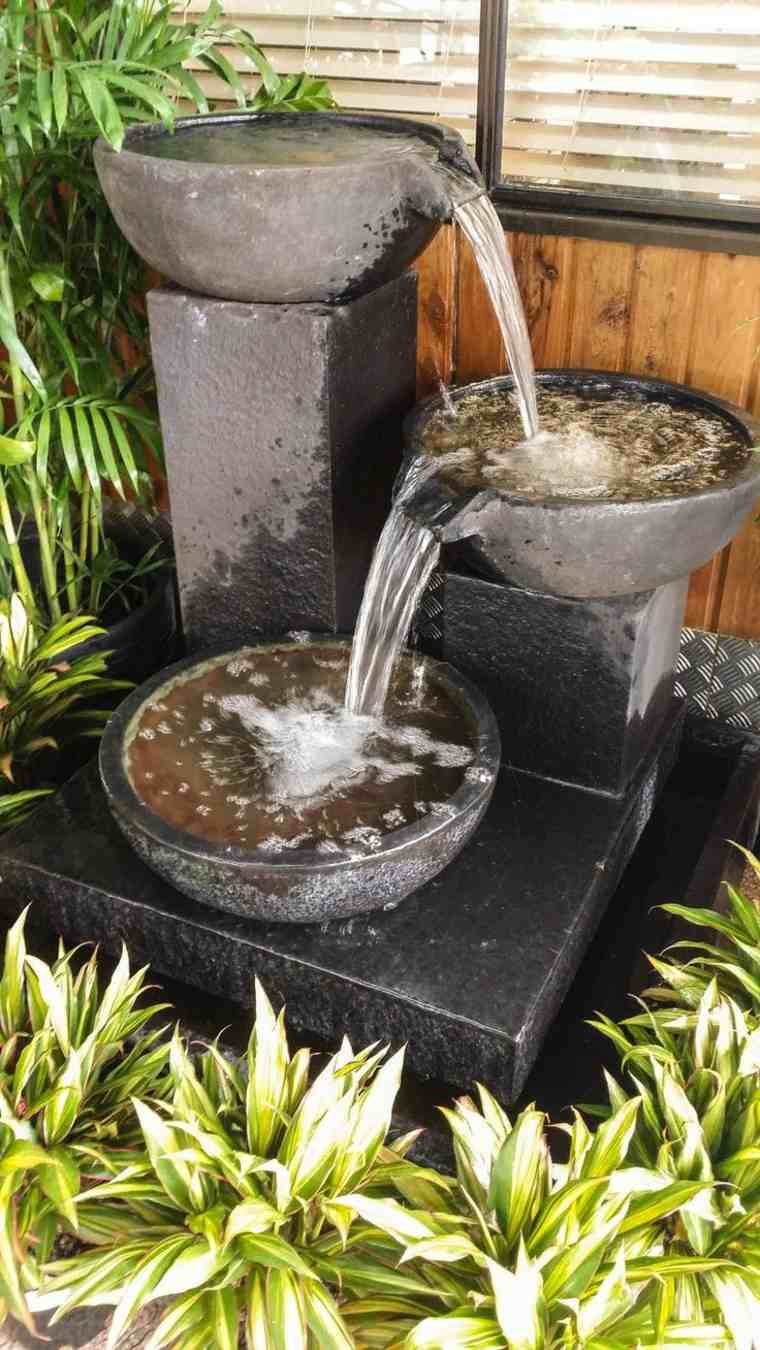 jardins aquatiques design idée fontaine déco pierre design plantes