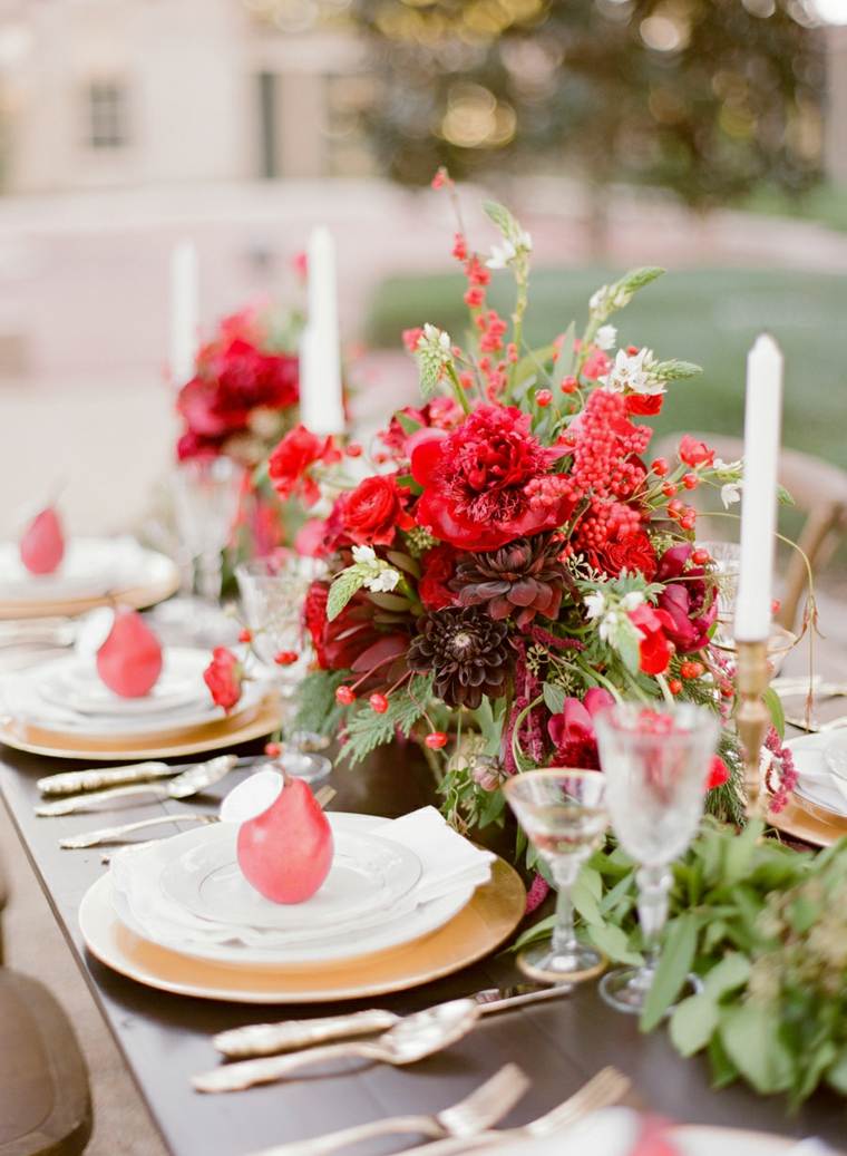 mariage en hiver table rouge blanc
