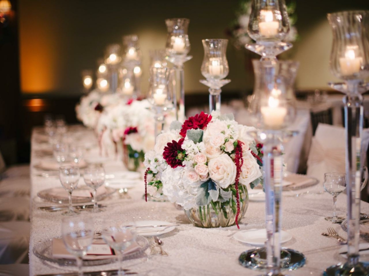 mariage hiver deco table fleurs