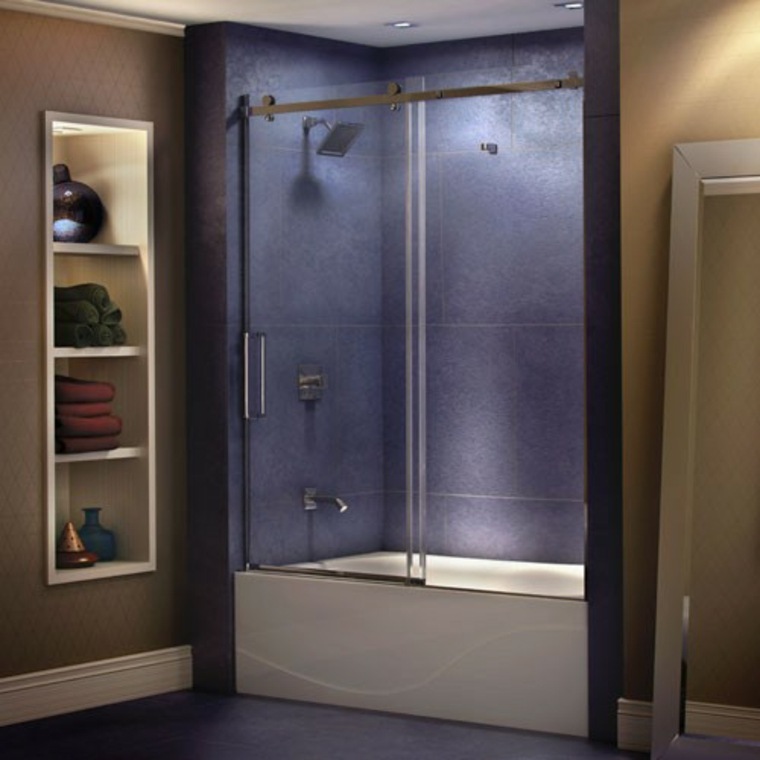 petite cabine de douche paroi verre salle de bains