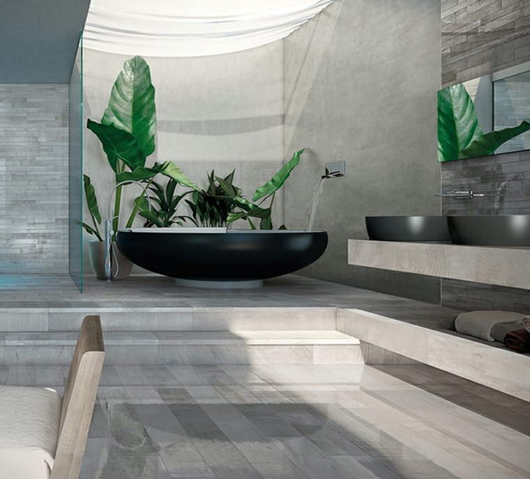 salle de bains revêtement sol idée baignoire déco carrelage imitation bois 