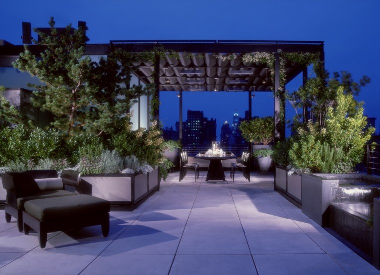 terrasse sur toit pergola moderne
