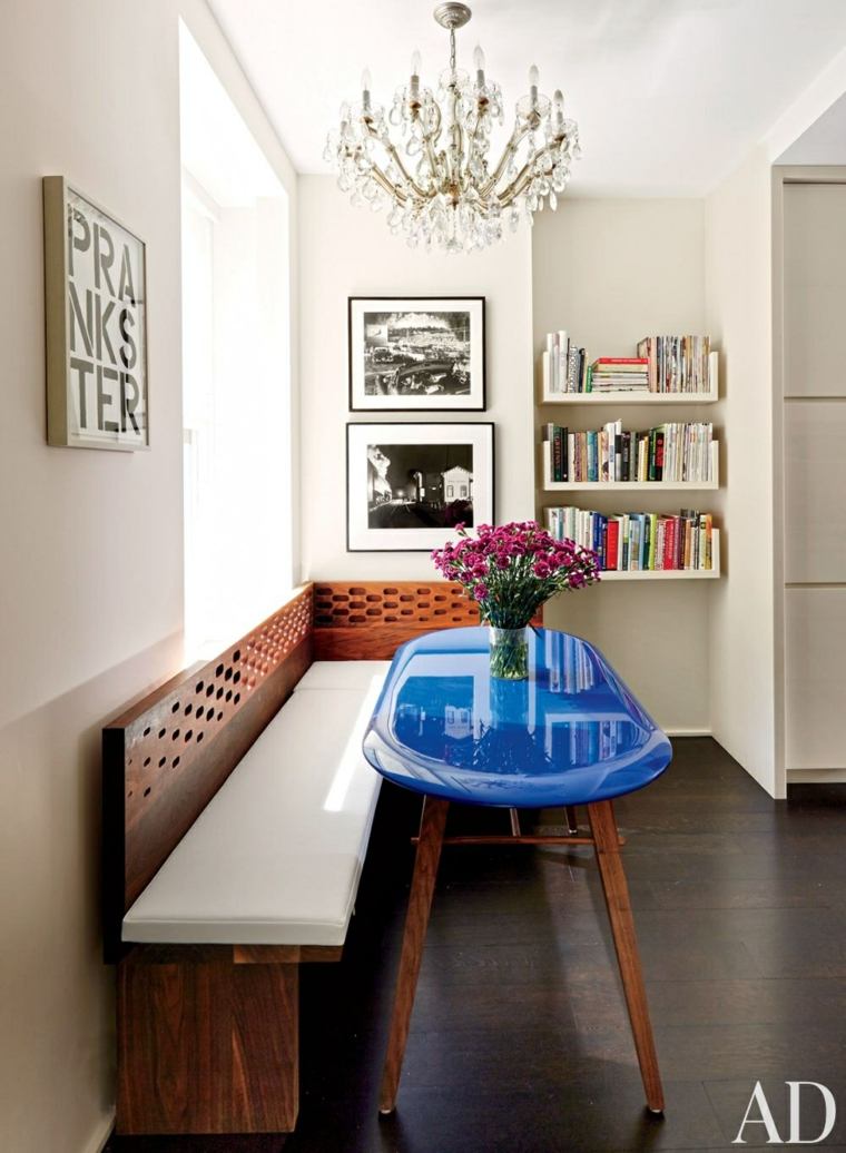 cuisine moderne étagère bois rangement bibliothèque cuisine table bleue