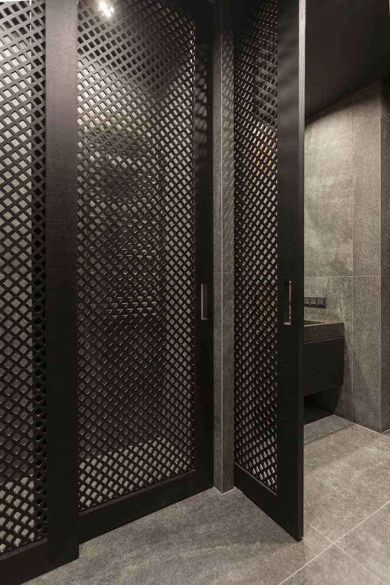 salle de bains design moderne porte grille idée carrelage salle de bain
