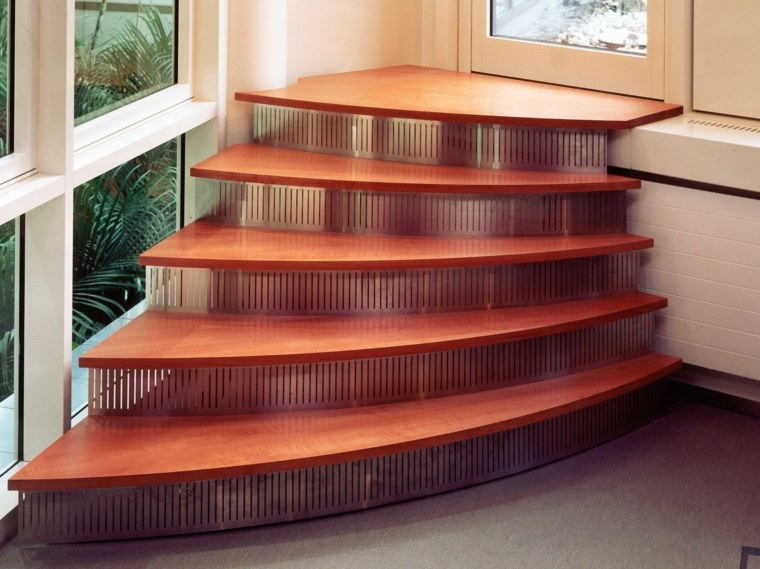 petits escaliers couleur idee deco