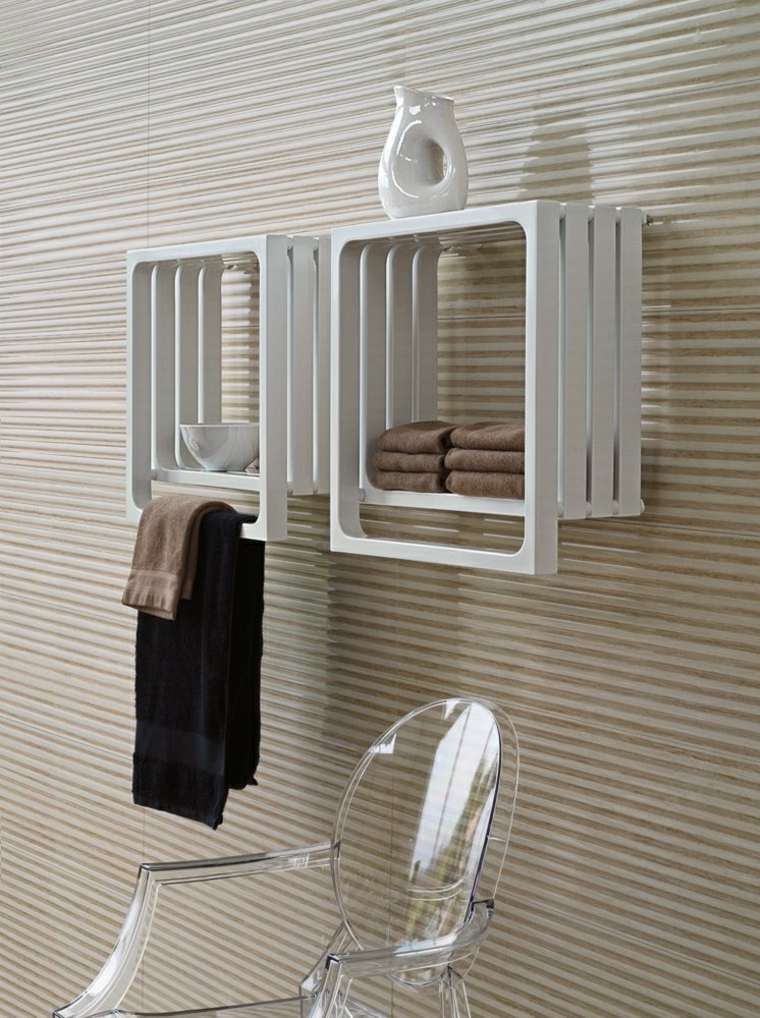 salle de bain rangement radiateur