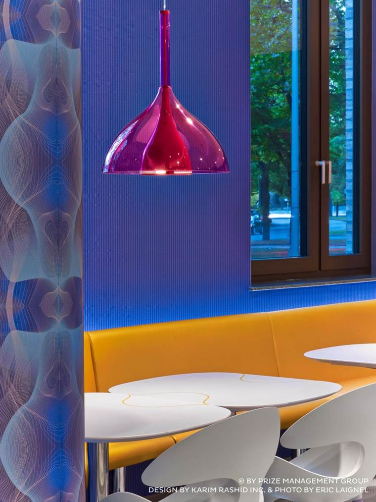 restaurant design moderne karim rashid déco luminaire suspension table à manger
