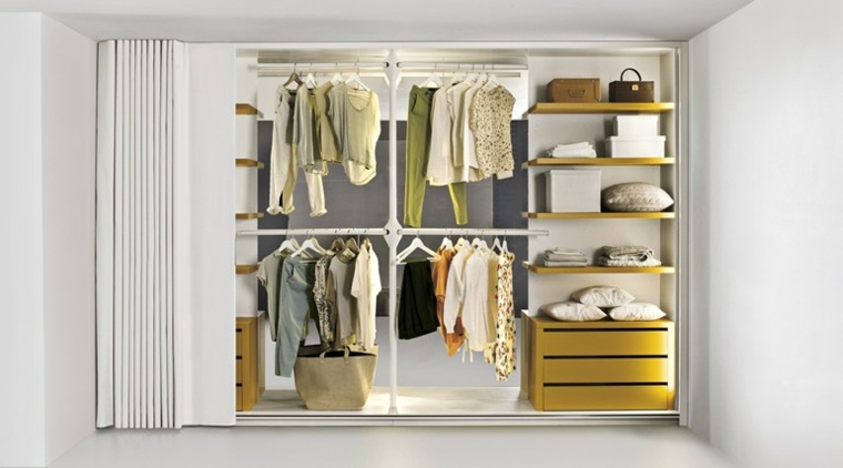 armoire design tissu moderne idée aménagement chambre design moderne étagères rangement