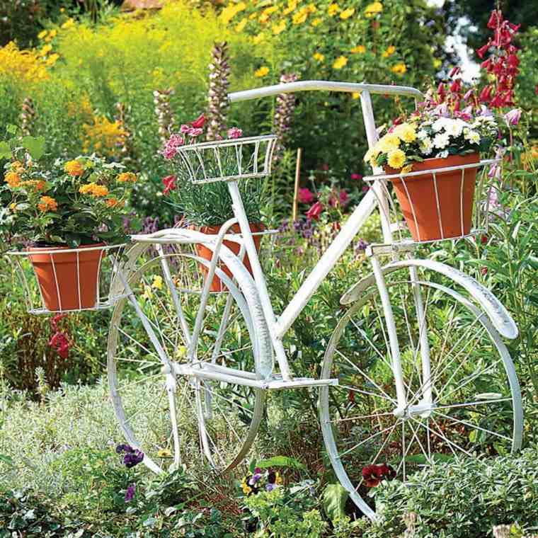idées jardin vélo décoration fleur