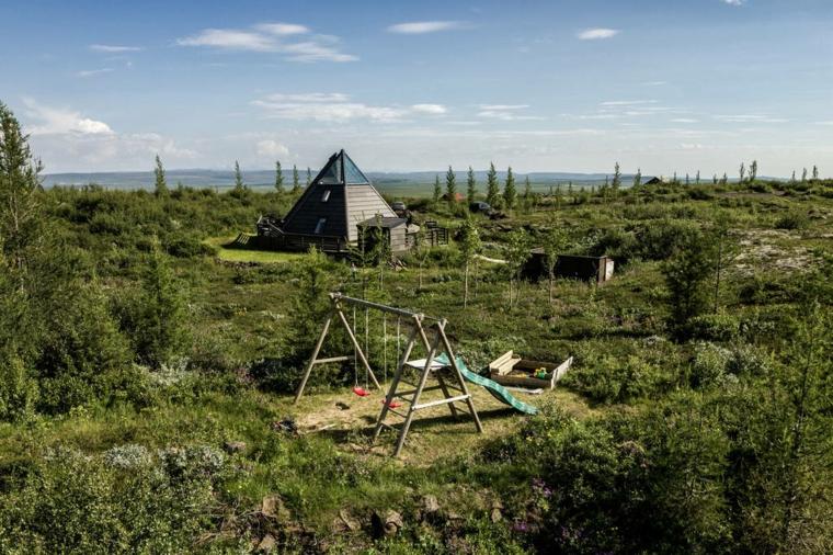 maison de vacances islande design forme pyramide moderne idées 