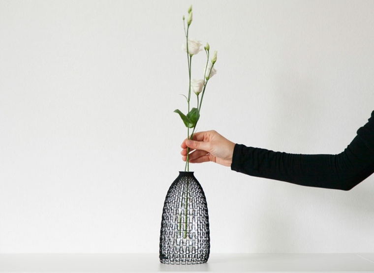 vase design imprimé 3d vase noir tendance fleurs idées