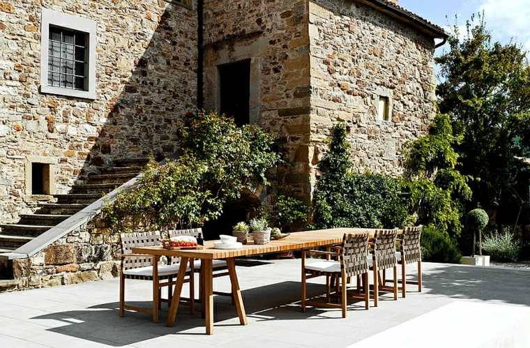 table en bois jardin mobilier terrasse extérieur design