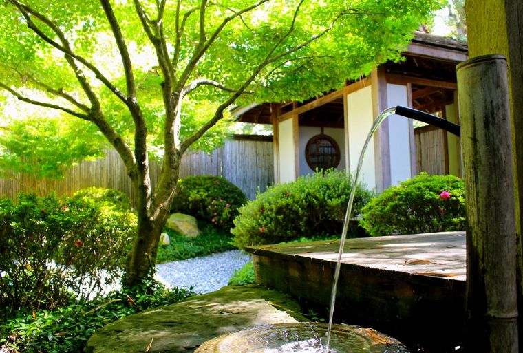 déco jardin zen bassin d'eau fontaines
