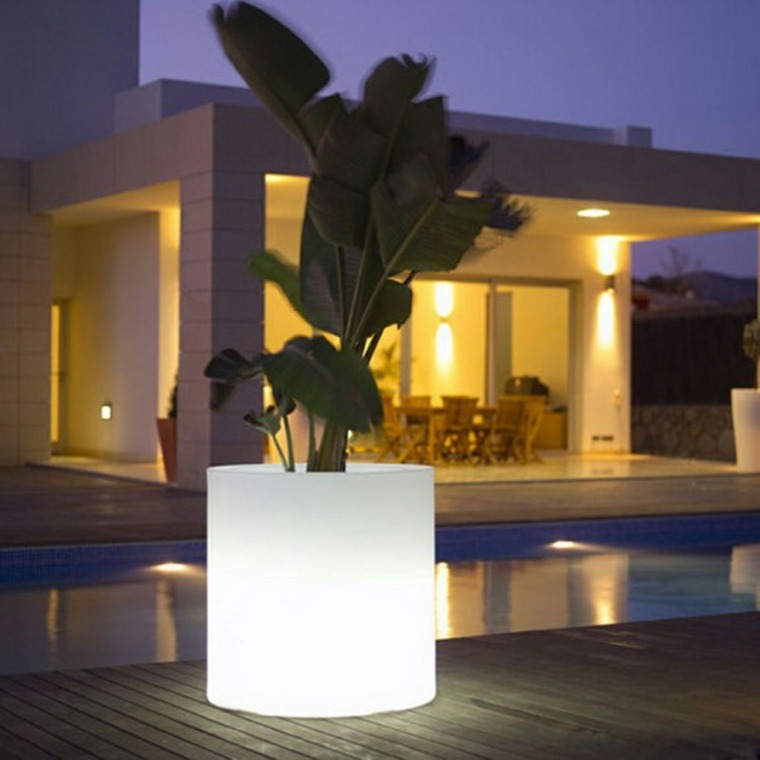 éclairage extérieur design luminaire piscine