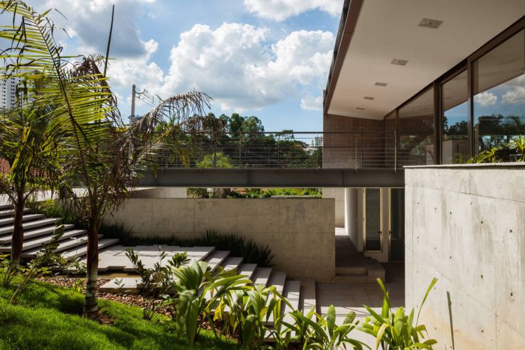 escalier jardin moderne idee beton