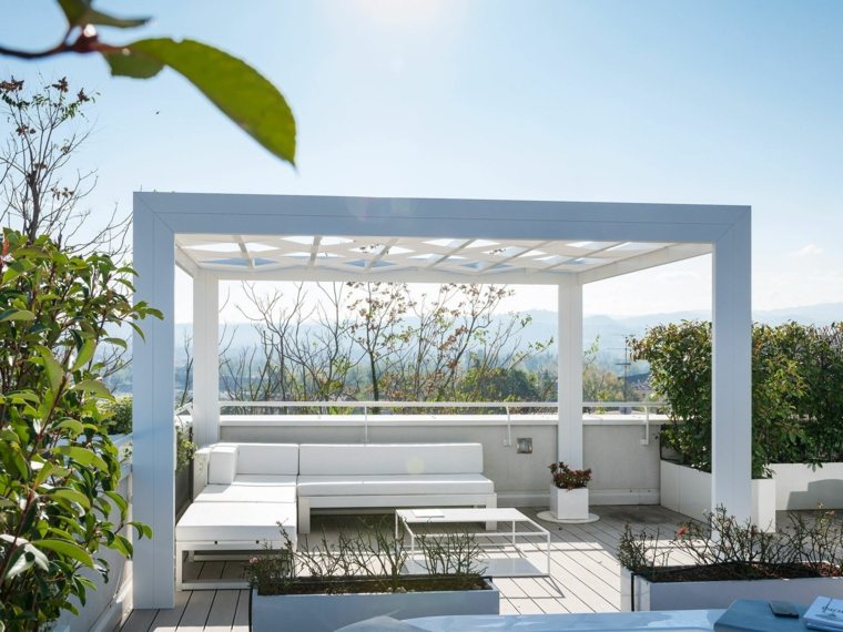 pergola design blanche jardin aménagement salon canapé d'angle blanc design table basse 