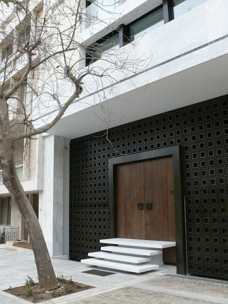 porte bois design moderne idée aménager espace extérieur 