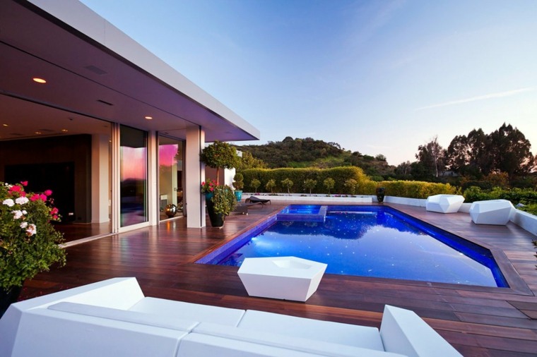 piscine terrasse bois decking maison design moderne