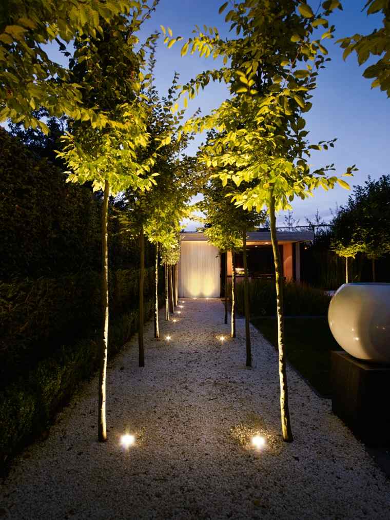 luminaires amenagement exterieur jardin paysager 