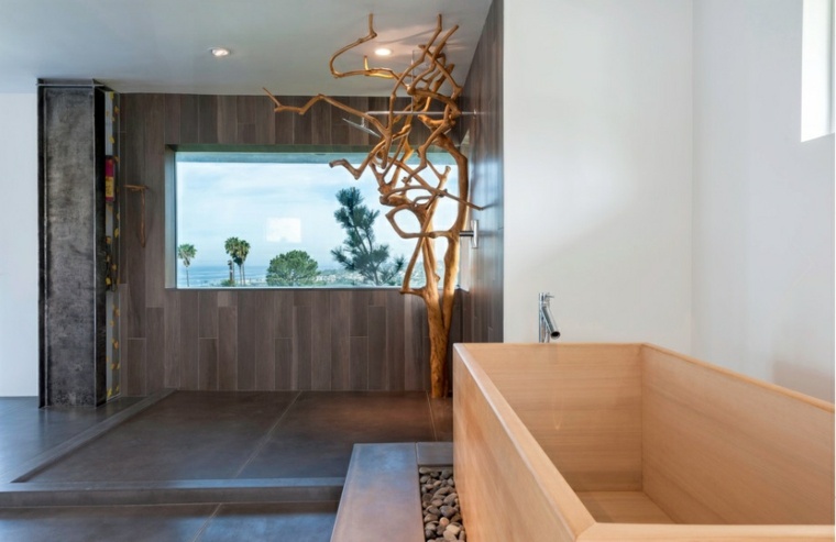 décoration d'intérieur zen salle de bain bois baignoire orginale 