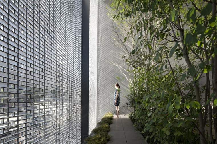 maison zen eclairage verre design murs briques
