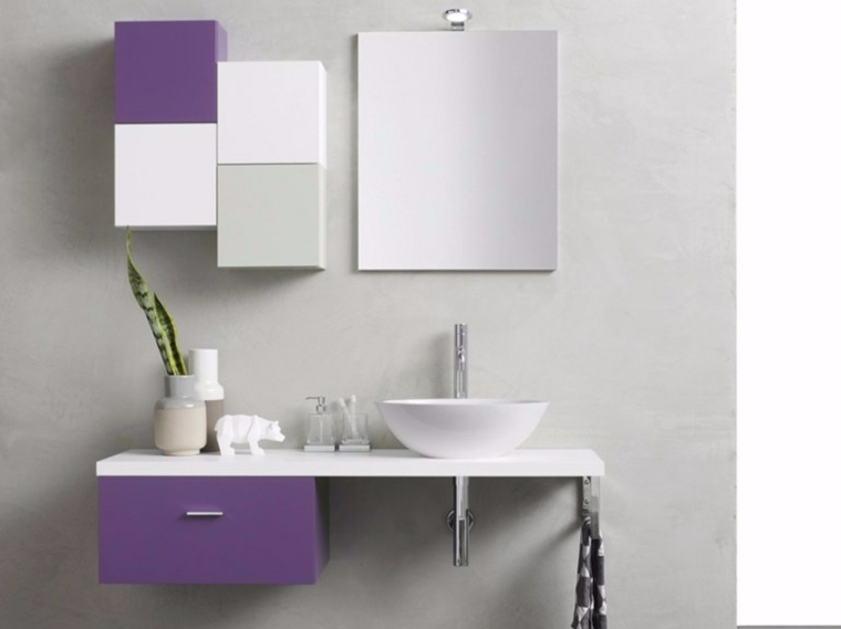 meuble pour salle de bain design idée aménager petit espace miroir mur 