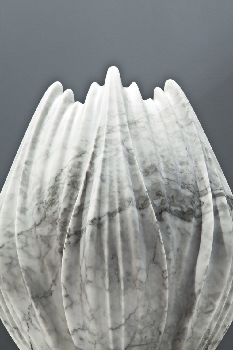 hadid design architecte vase marbre moderne