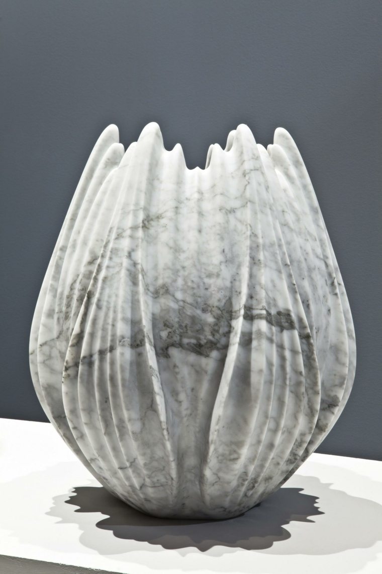 hadid architects design vase blanc design contemporain