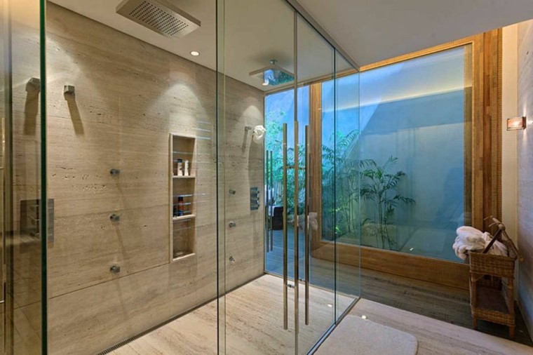 salle de bains aménager idée étagère intégrée au mur design