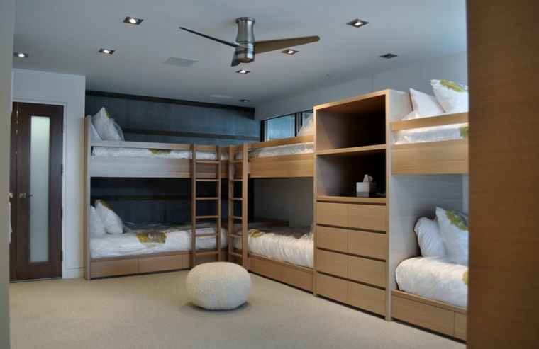 aménager une chambre lit mezzanine pouf idée tendance bois aménagement