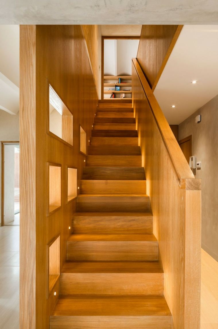 decoration appartement duplex escalier design bois