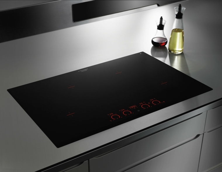 cuisine plaque induction idée électroménager design aménager 