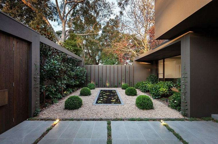 créer un jardin zen extérieur bassin d'eau idée aménager jardin japonais