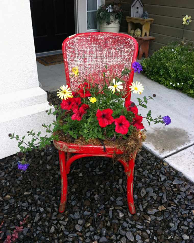 déco jardin récup chaise bac à fleurs