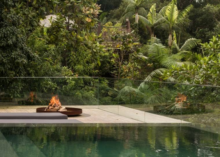 foyer extérieur moderne revêtement sol bois piscine design