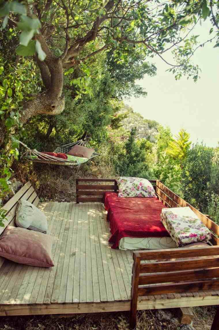 terrasse bois aménagée zen
