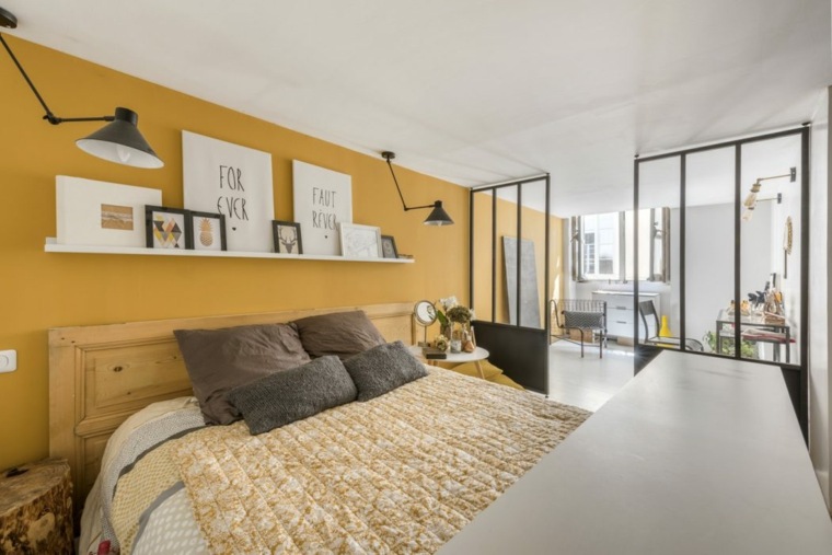 espaces atypiques design tête de lit espace coin travail cadres mur appartement à lyon