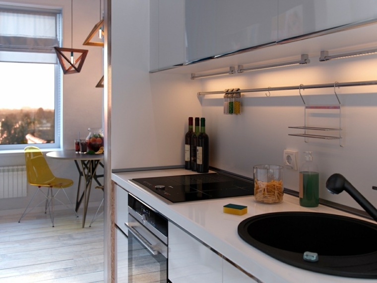 décoration petit appartement cuisine plan de travail luminaire bois suspension
