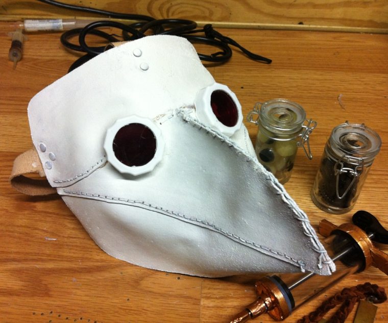 masque cuir diy idée halloween déguisement