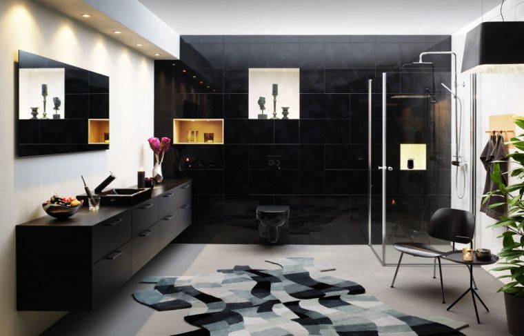 salle de bain de luxe carrelage mural noir